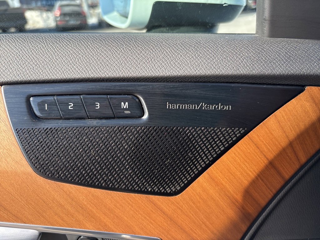 Certified 2023 Volvo XC90 B6 Plus image 15