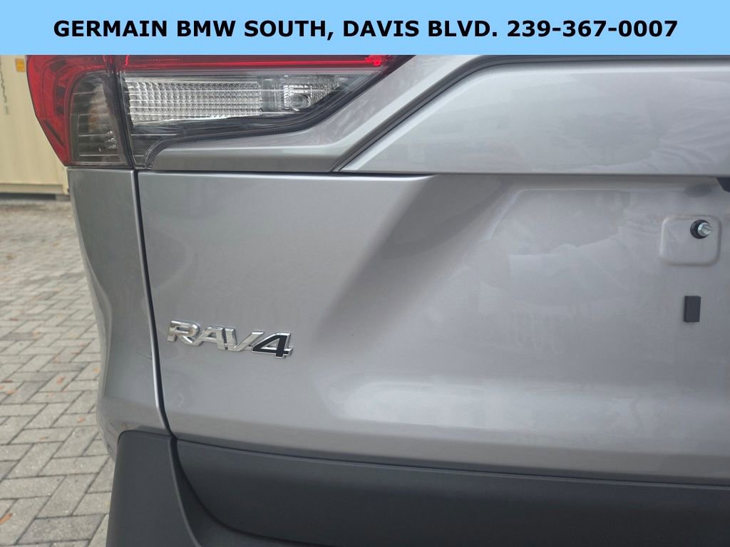 Used 2023 Toyota RAV4 Limited image 16