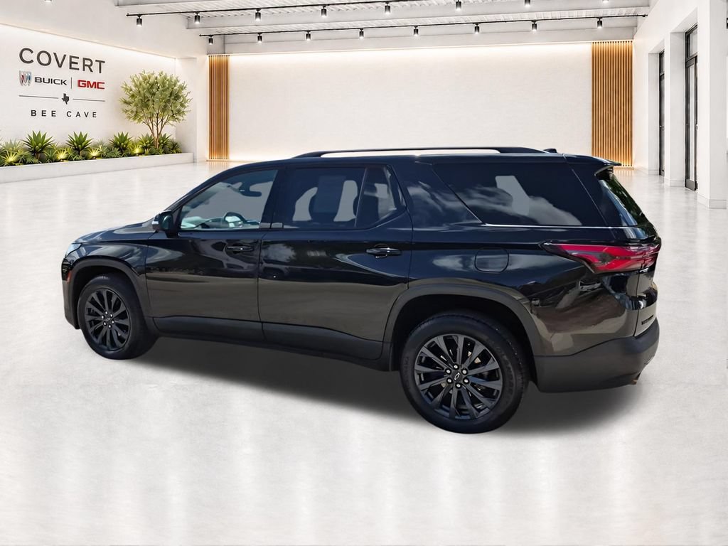 Used 2022 Chevrolet Traverse RS FWD image 10