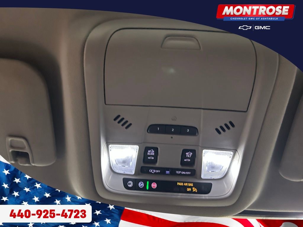 Used 2023 GMC Acadia AT4 w/ Technology Package image 18