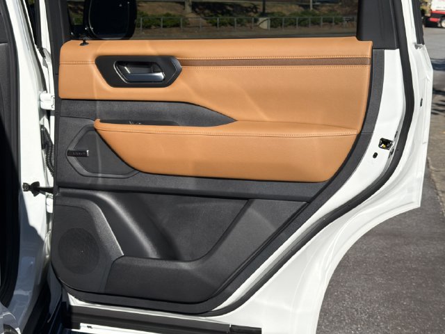 New 2026 Nissan Armada SL AWD/4WD image 19