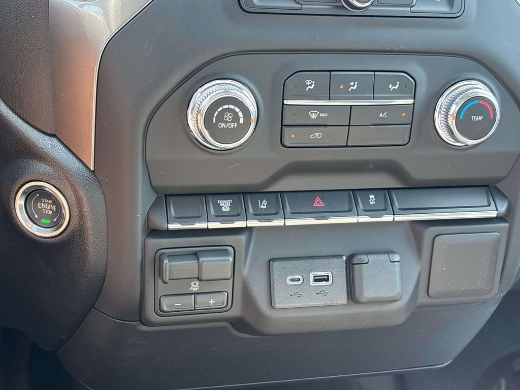 New 2026 GMC Sierra 2500 Pro AWD/4WD image 12