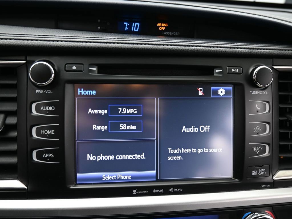 Used 2016 Toyota Highlander XLE image 23