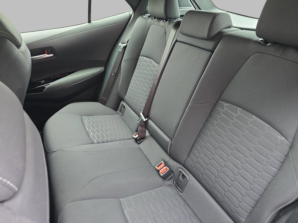 Used 2021 Toyota Corolla SE w/ SE Preferred Package FWD image 14