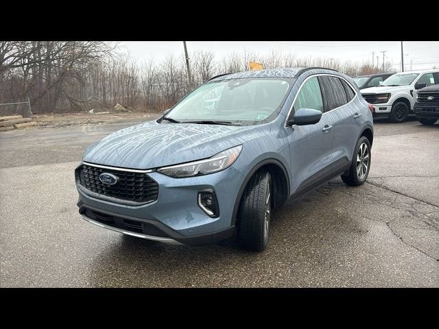 Certified 2023 Ford Escape Platinum AWD/4WD image 7