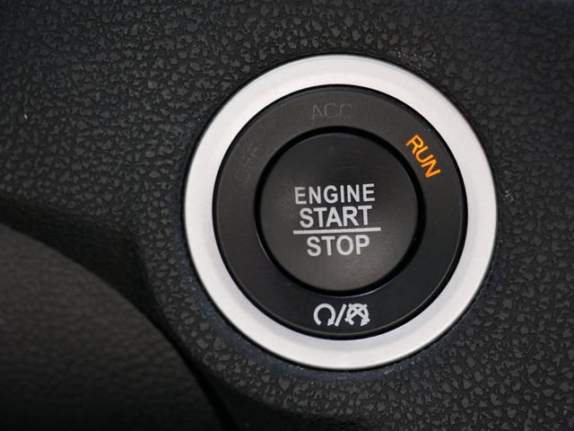 Used 2017 Dodge Charger R/T RWD image 29
