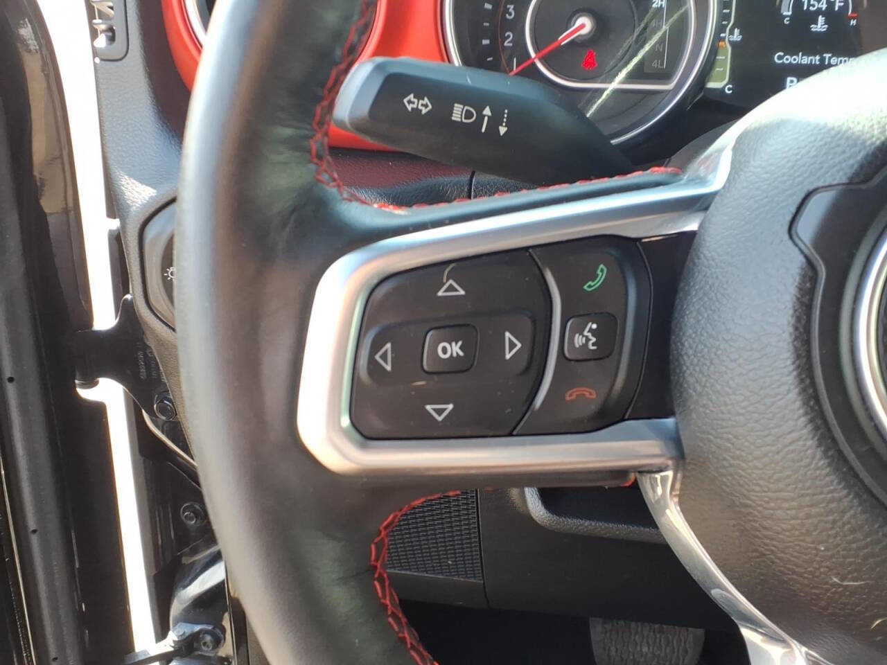 Used 2021 Jeep Wrangler Unlimited Rubicon w/ Xtreme Recon 35" Tire Package image 16