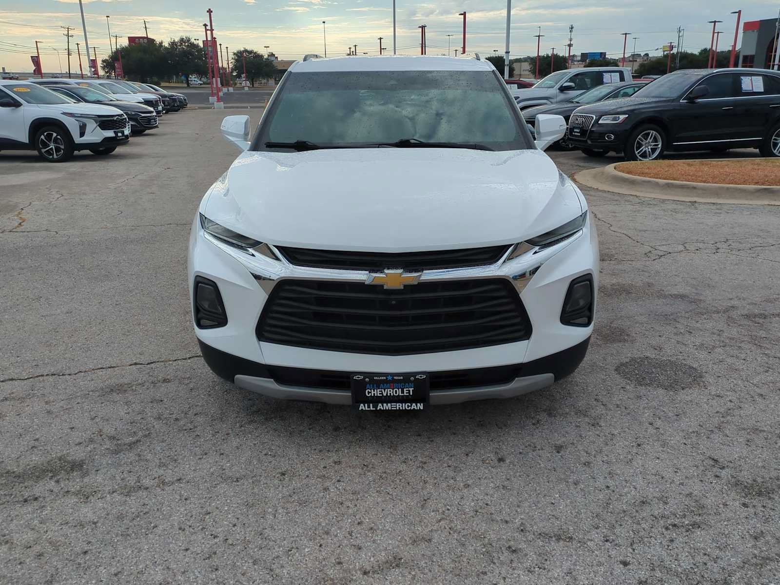 Used 2020 Chevrolet Blazer LT w/ Sound & Technology Package AWD/4WD image 3