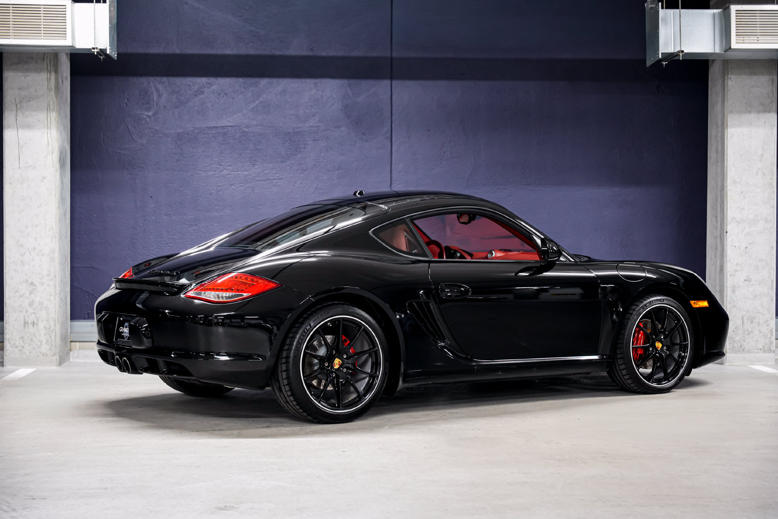 Used 2011 Porsche Cayman S RWD image 3