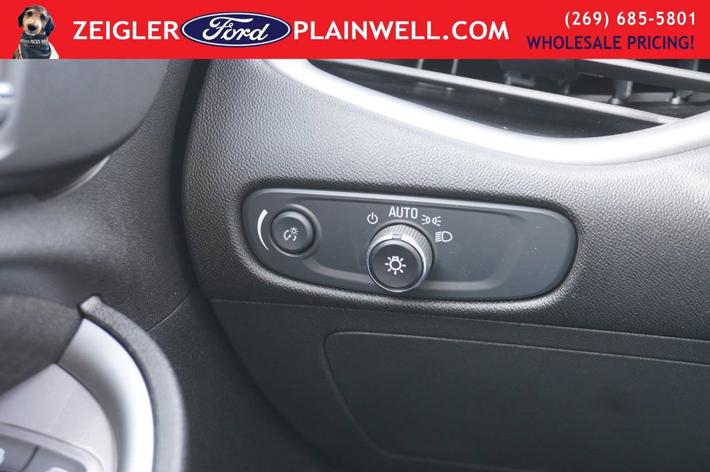 Used 2024 Chevrolet Malibu LS w/ Driver Confidence Package image 28