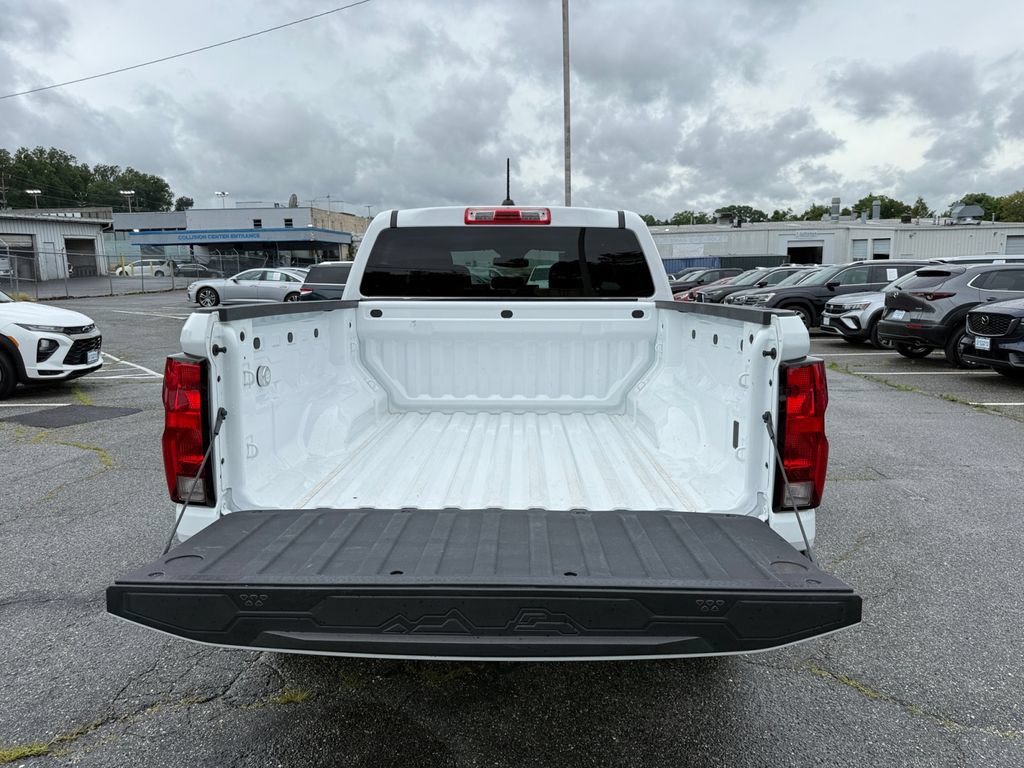 Used 2024 Chevrolet Colorado W/T RWD image 23