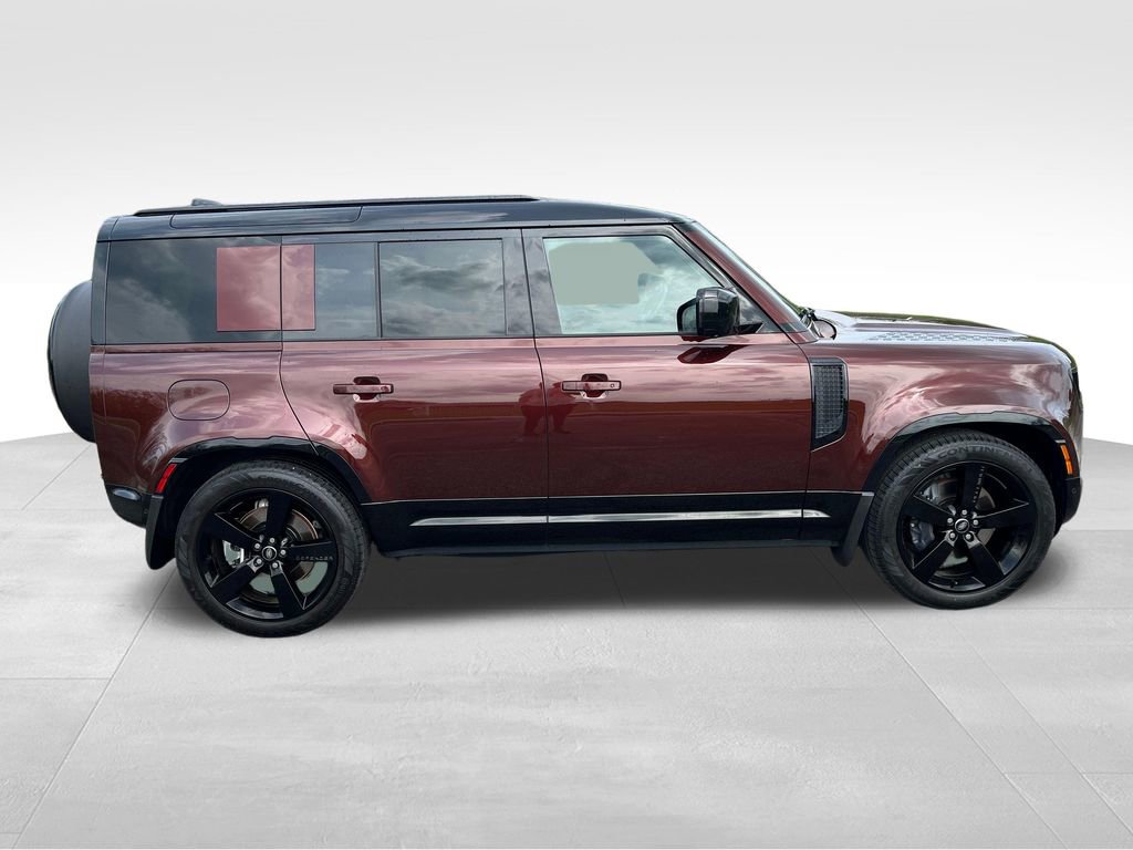 Used 2025 Land Rover Defender 110 Sedona Red Edition image 6