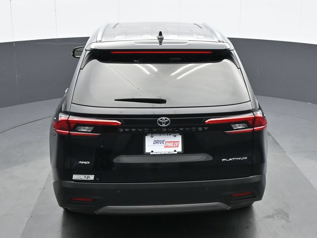 Used 2024 Toyota Grand Highlander AWD image 21