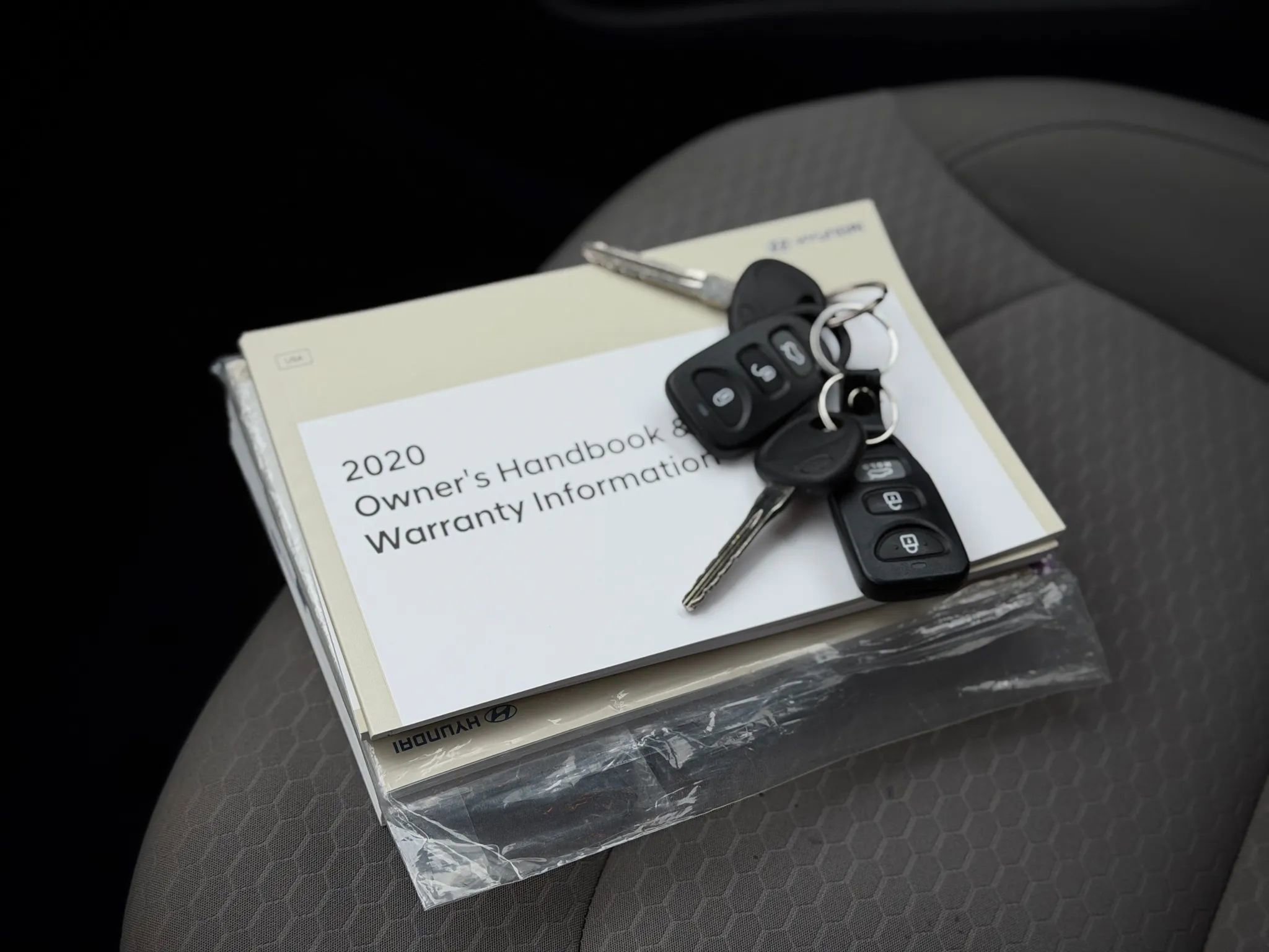 Used 2020 Hyundai Elantra SEL FWD image 22