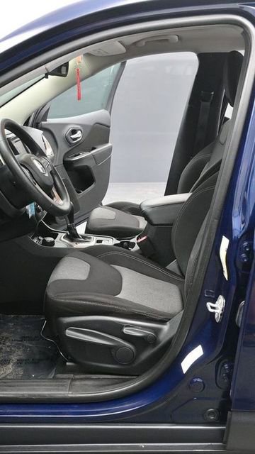 Used 2014 Jeep Cherokee Sport w/ Trailer Tow Group image 20