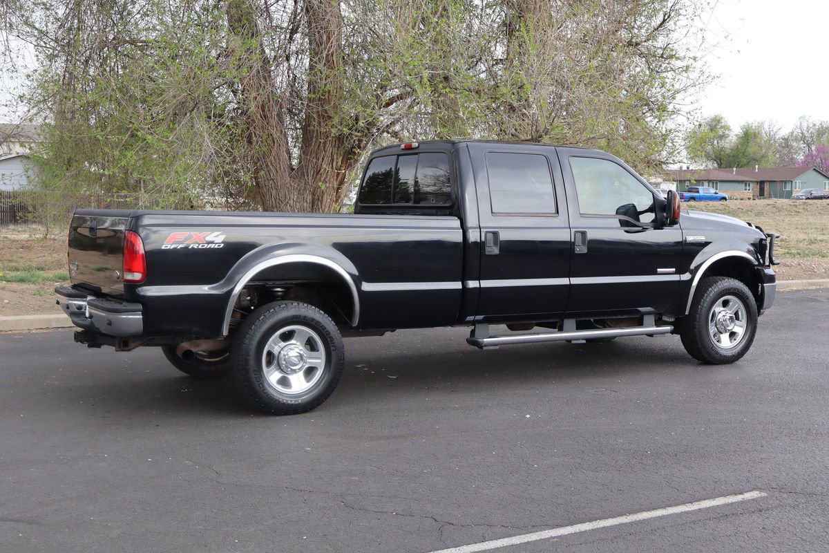 Used 2005 Ford F350 Lariat image 4