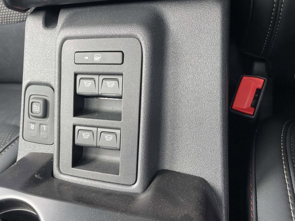 New 2025 Ford Bronco Raptor image 7