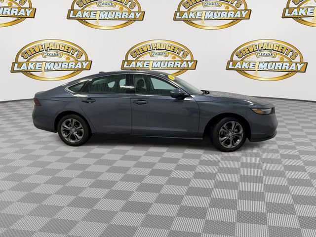 Used 2023 Honda Accord EX image 4