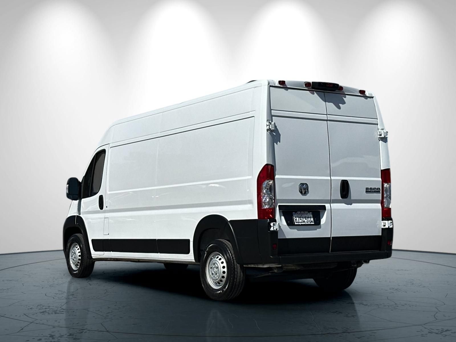 Used 2026 RAM ProMaster 2500 w/ Convenience Group FWD image 6