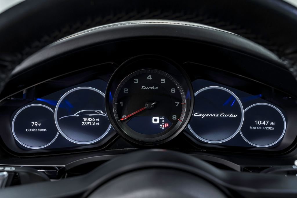 Used 2022 Porsche Cayenne Turbo AWD/4WD image 15