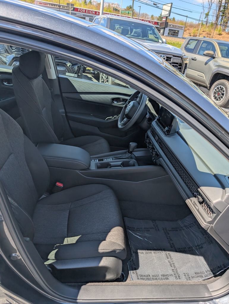 Used 2025 Honda Accord LX image 21