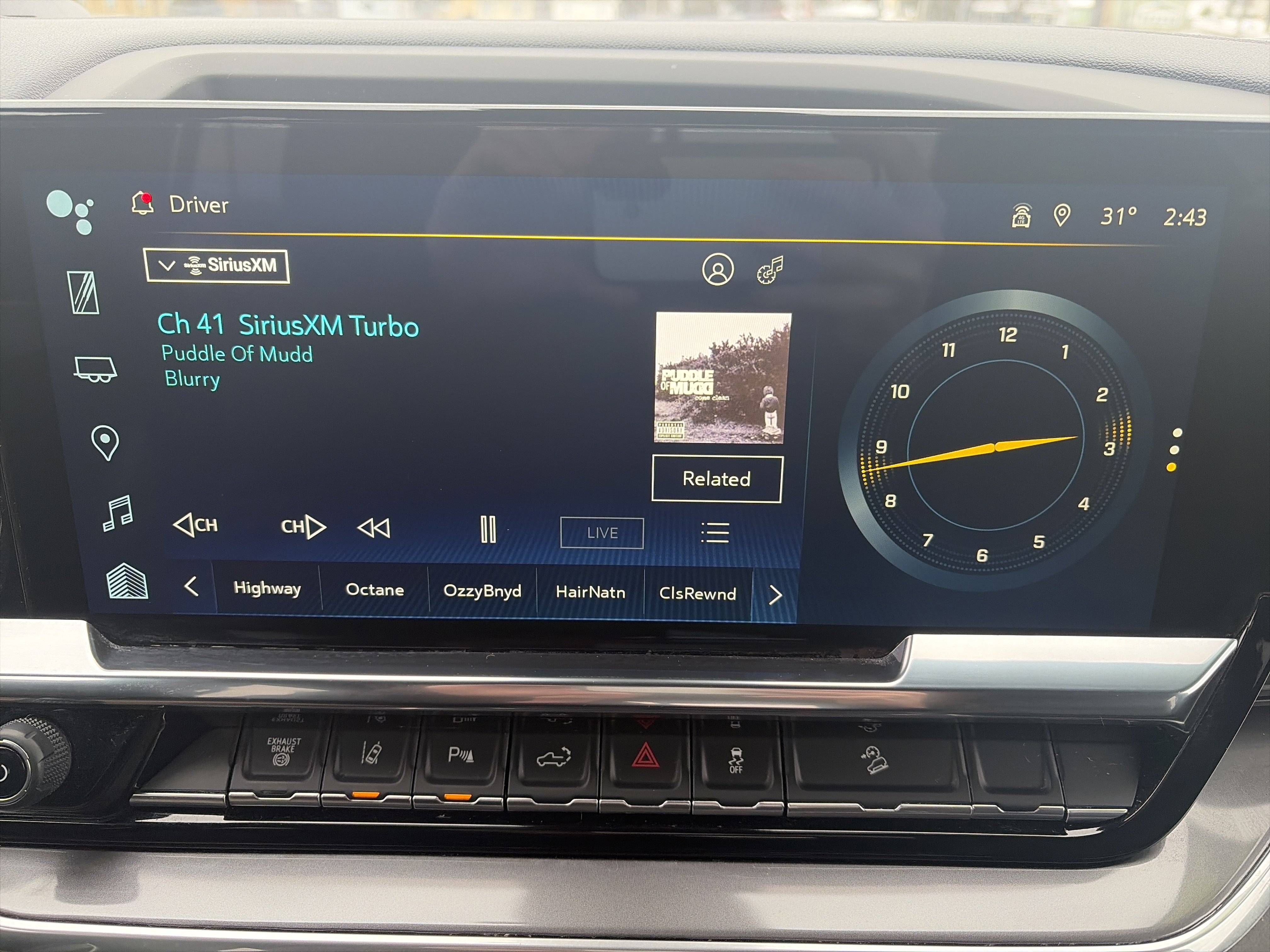 Used 2024 Chevrolet Silverado 2500 High Country w/ Technology Package image 25