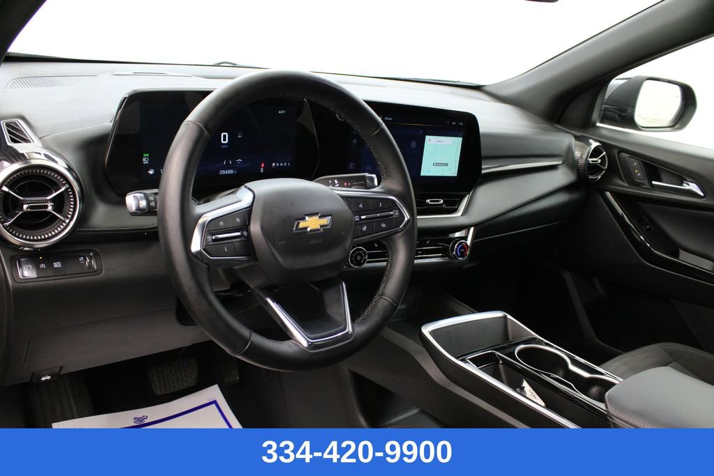 Used 2025 Chevrolet Equinox LT image 14