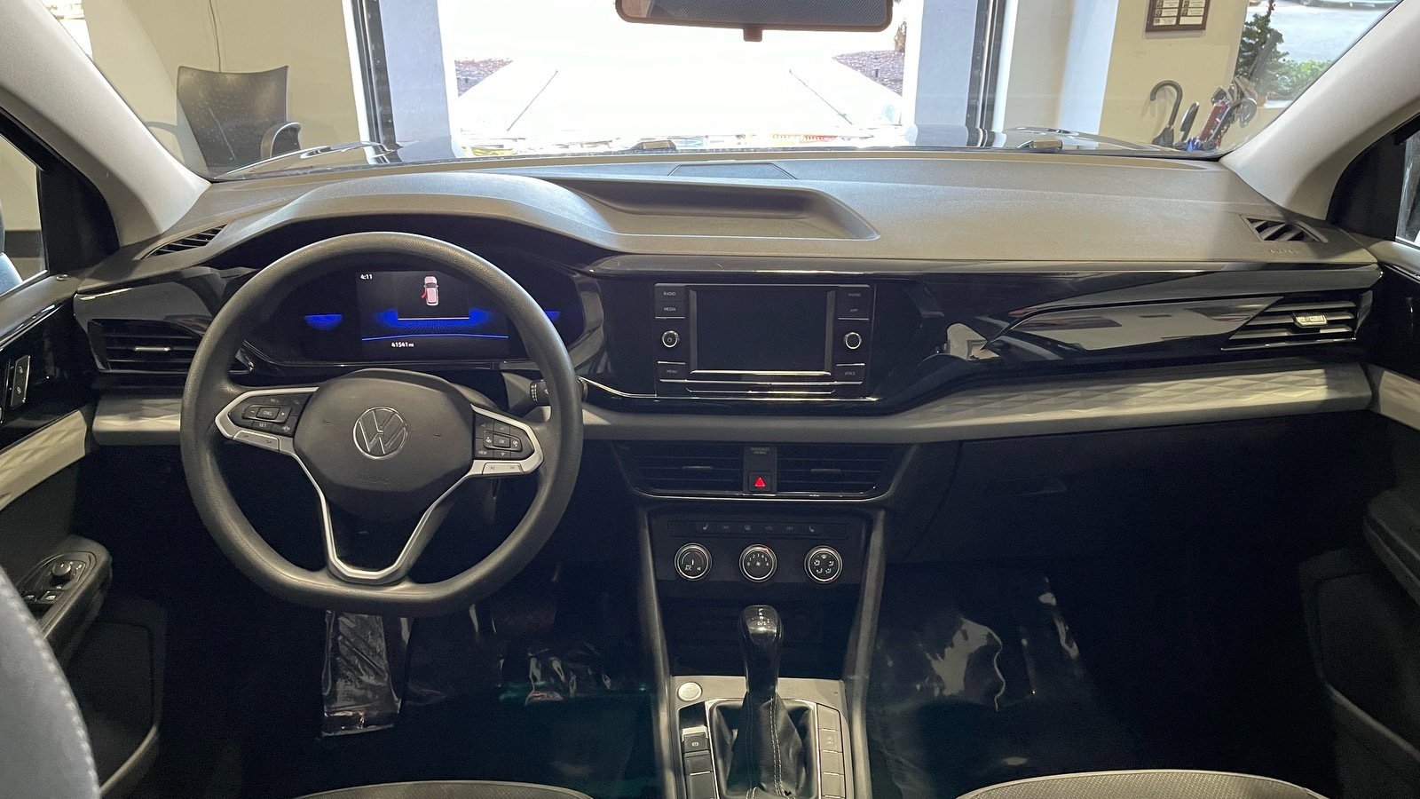 Used 2022 Volkswagen Taos S image 27