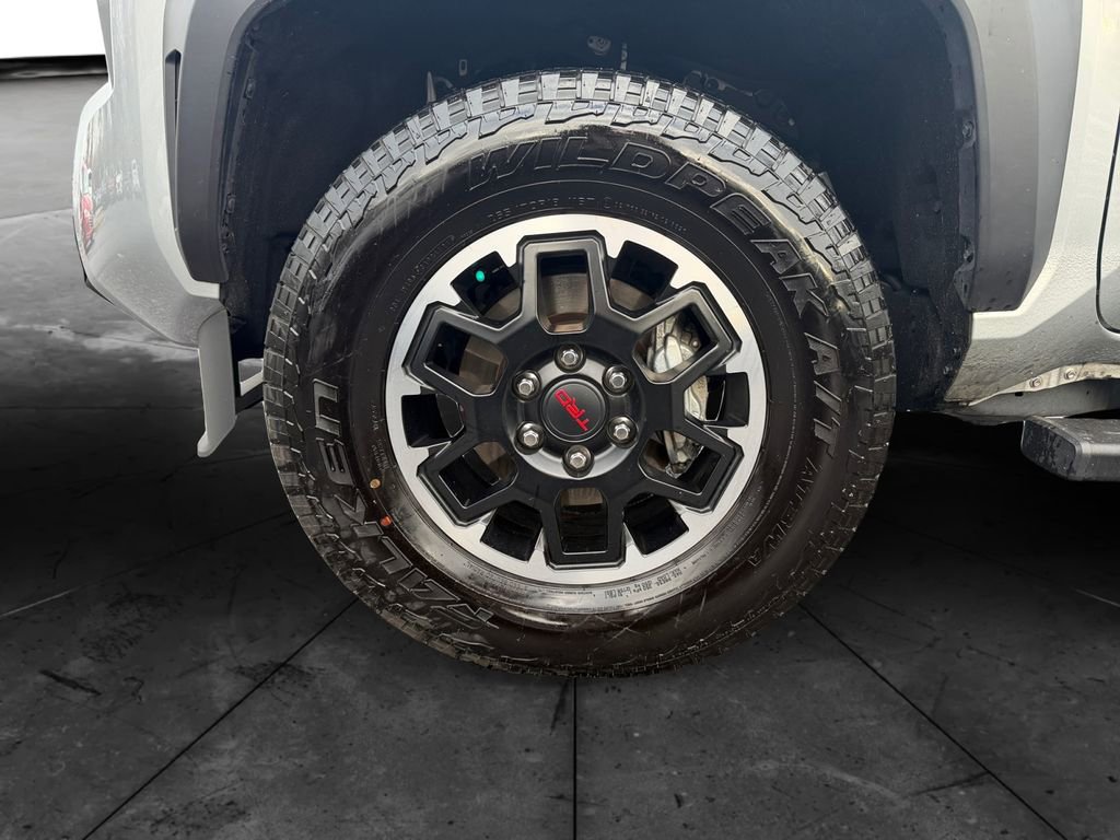 Used 2025 Toyota Tacoma TRD Off-Road image 14