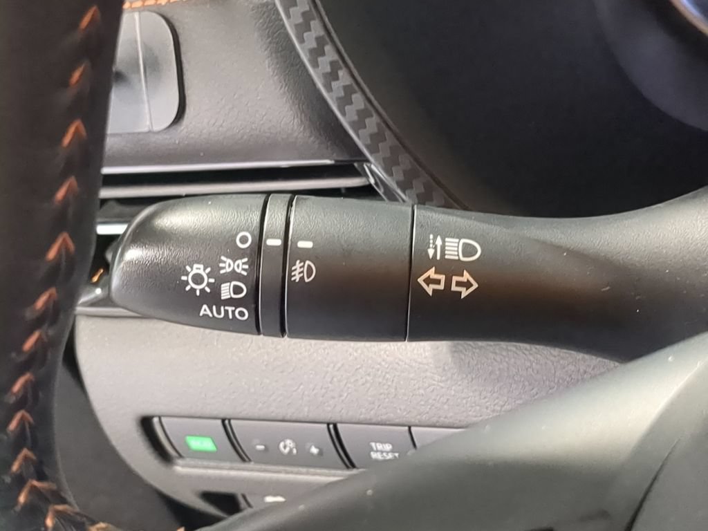 Used 2020 Nissan Sentra SR FWD image 30