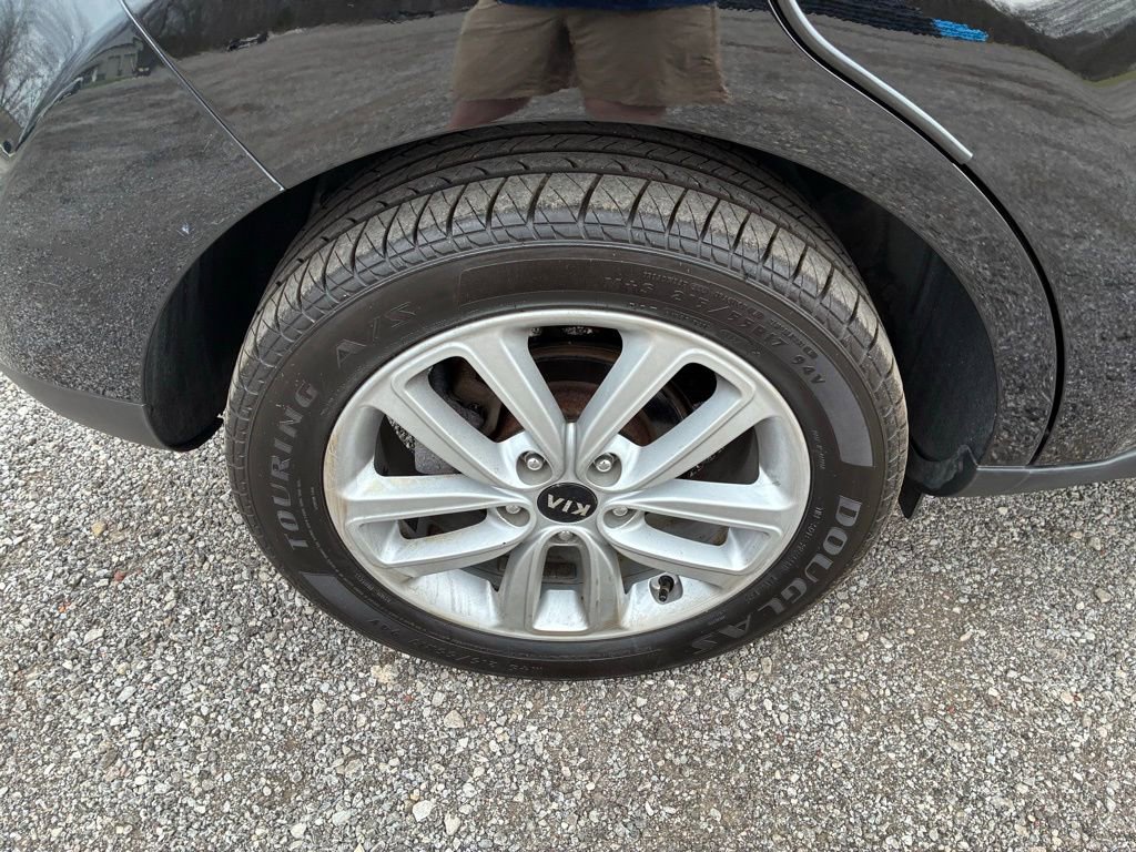 Used 2019 Kia Soul + FWD image 19