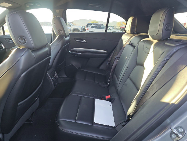 Used 2023 Cadillac XT4 Premium Luxury FWD image 10