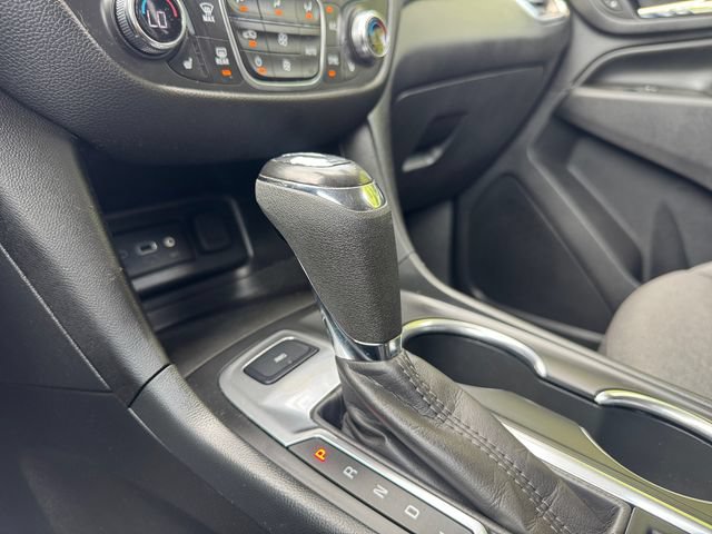 Used 2020 Chevrolet Equinox LT AWD/4WD image 15