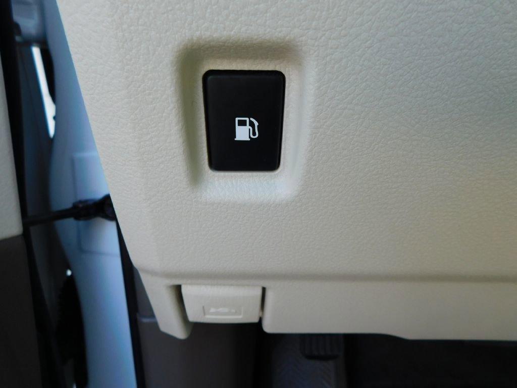 Used 2012 Lexus GX 460 460 image 32