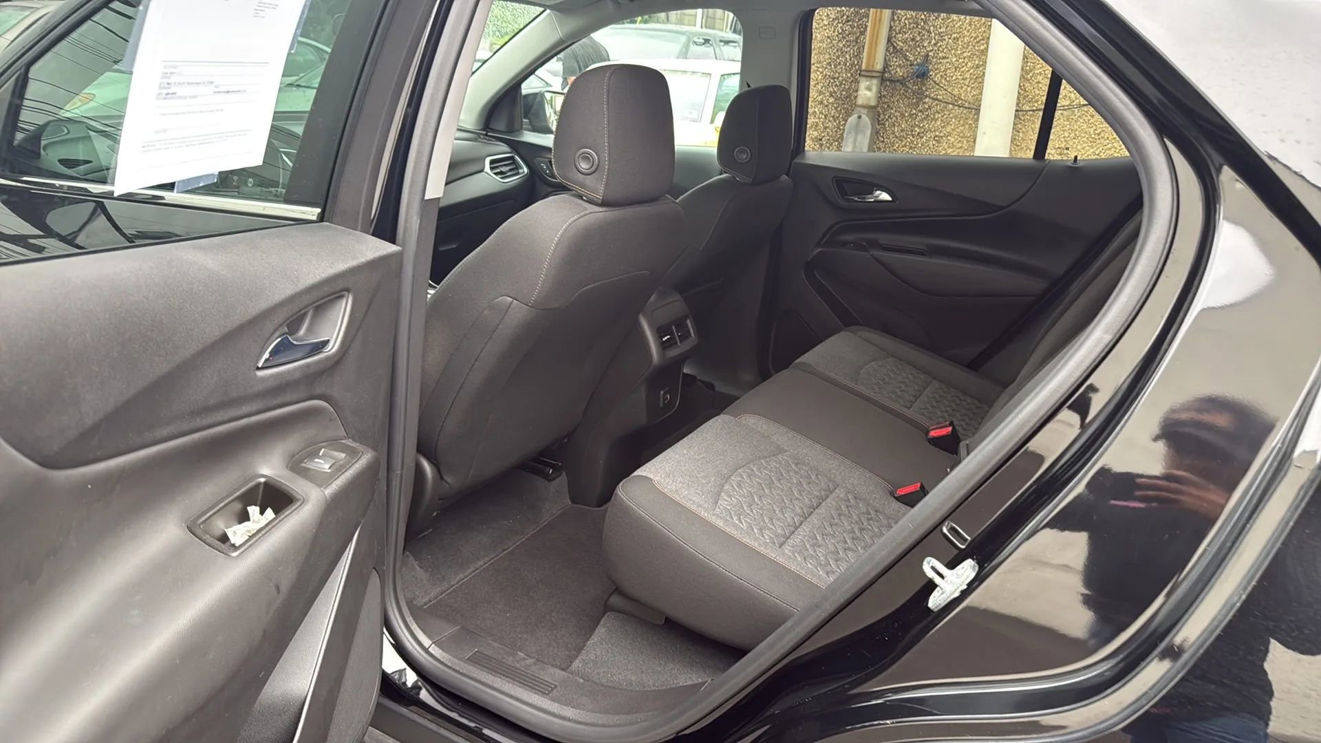 Used 2022 Chevrolet Equinox LT image 28