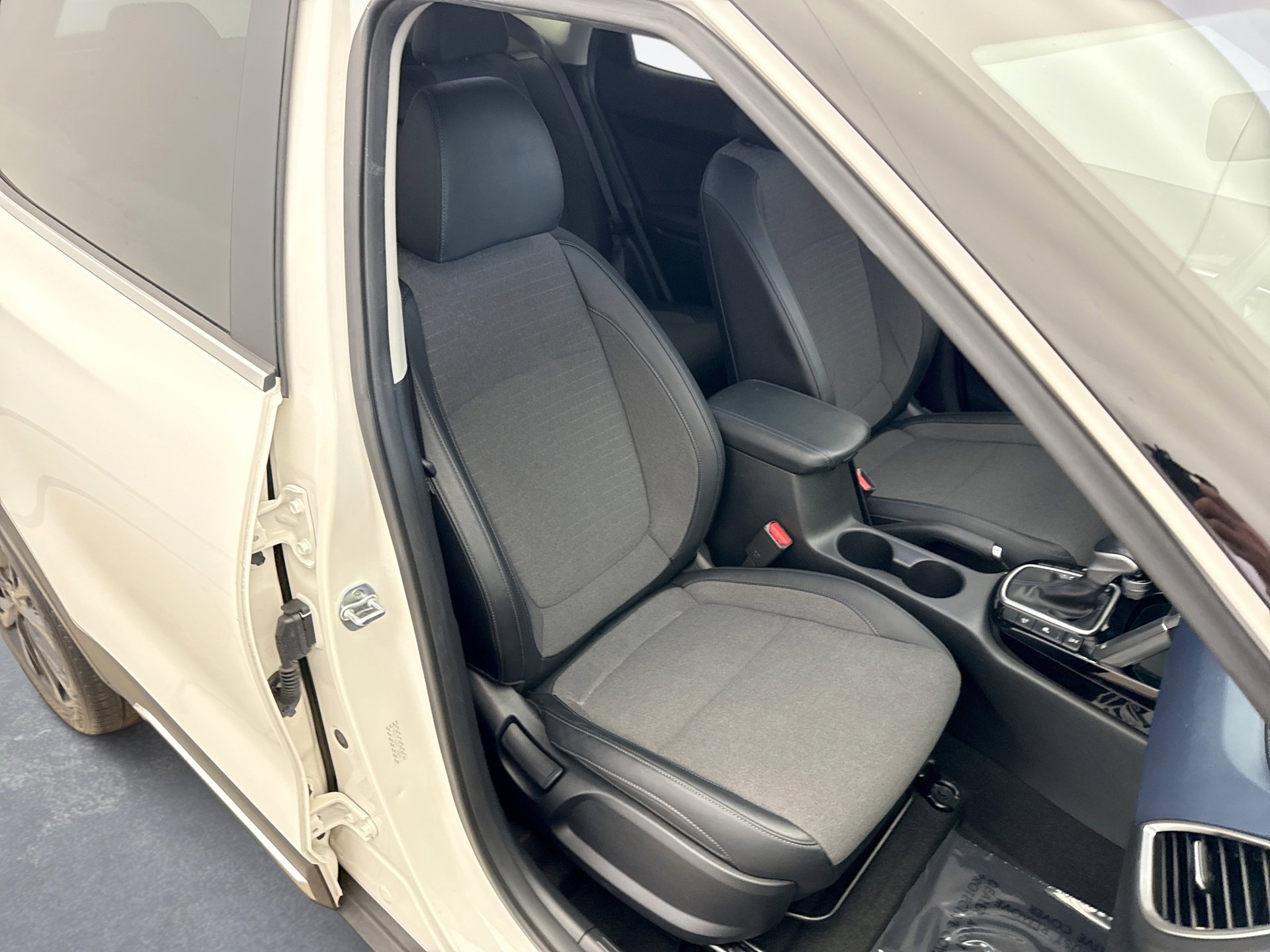 Used 2022 Kia Seltos Nightfall Edition image 16