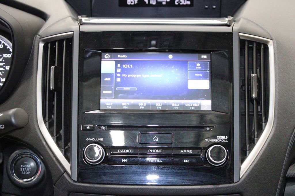 Used 2023 Subaru Forester Premium image 22