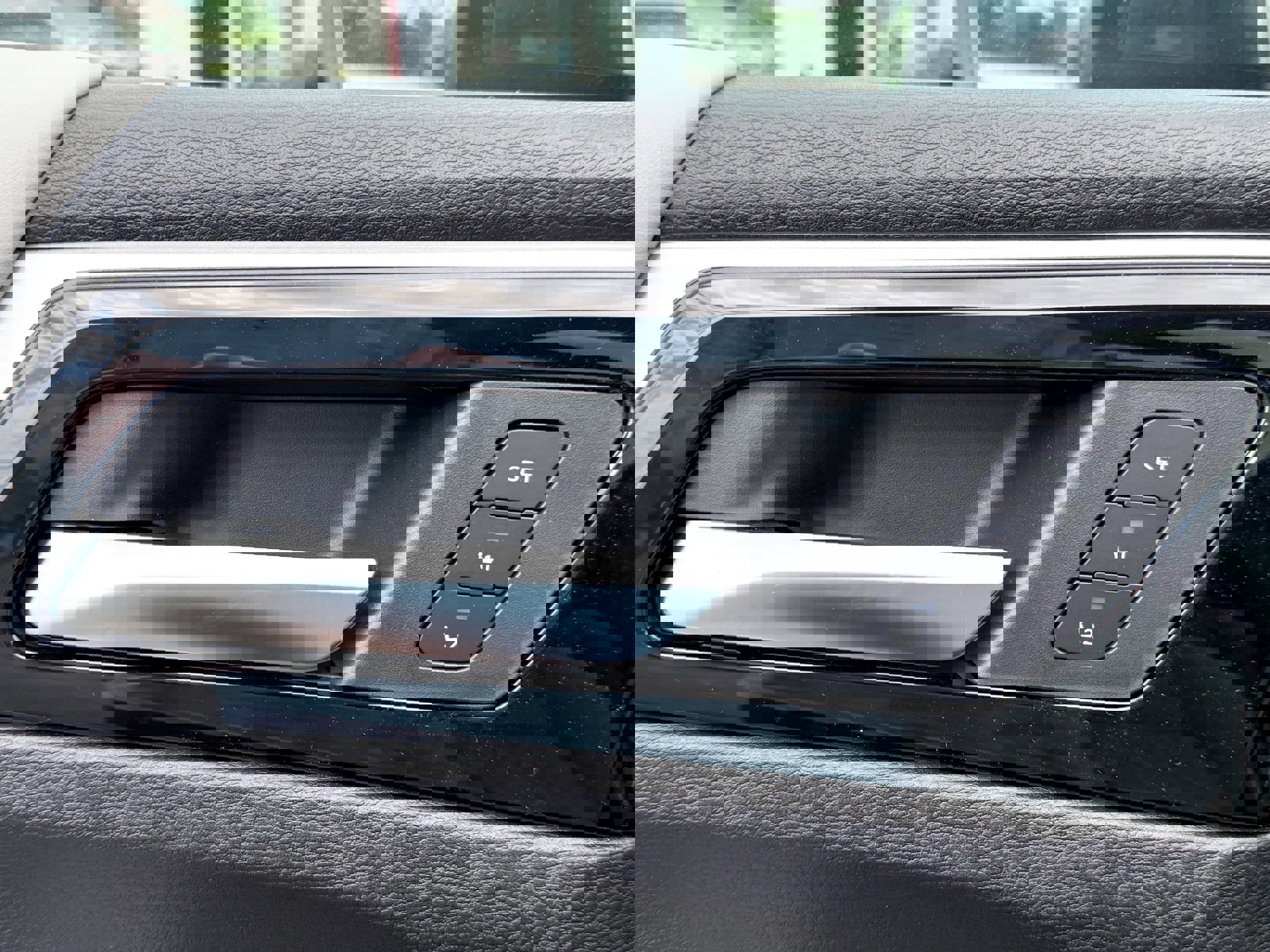 New 2025 Mitsubishi Outlander AWD image 10