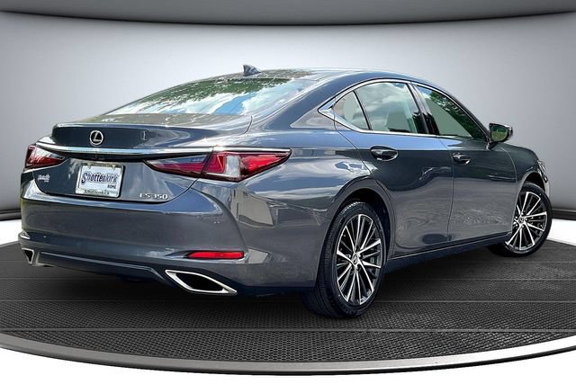 Used 2024 Lexus ES 350 w/ Premium Package FWD image 5