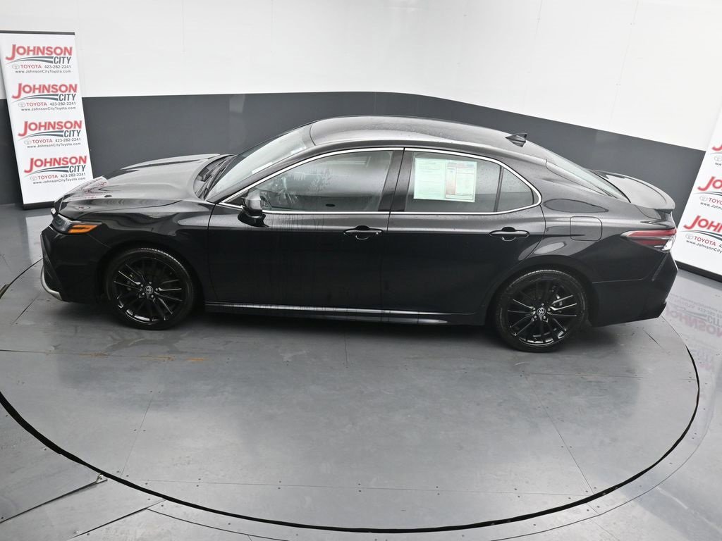 Used 2023 Toyota Camry XSE image 33