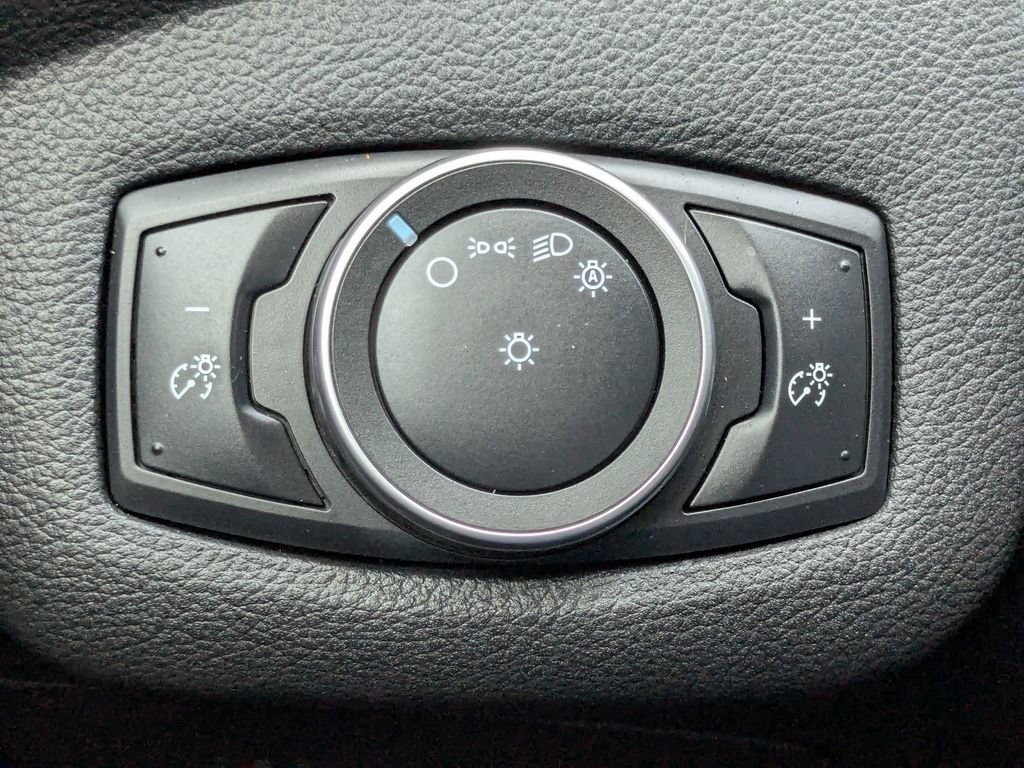 Used 2016 Ford Escape S FWD image 32