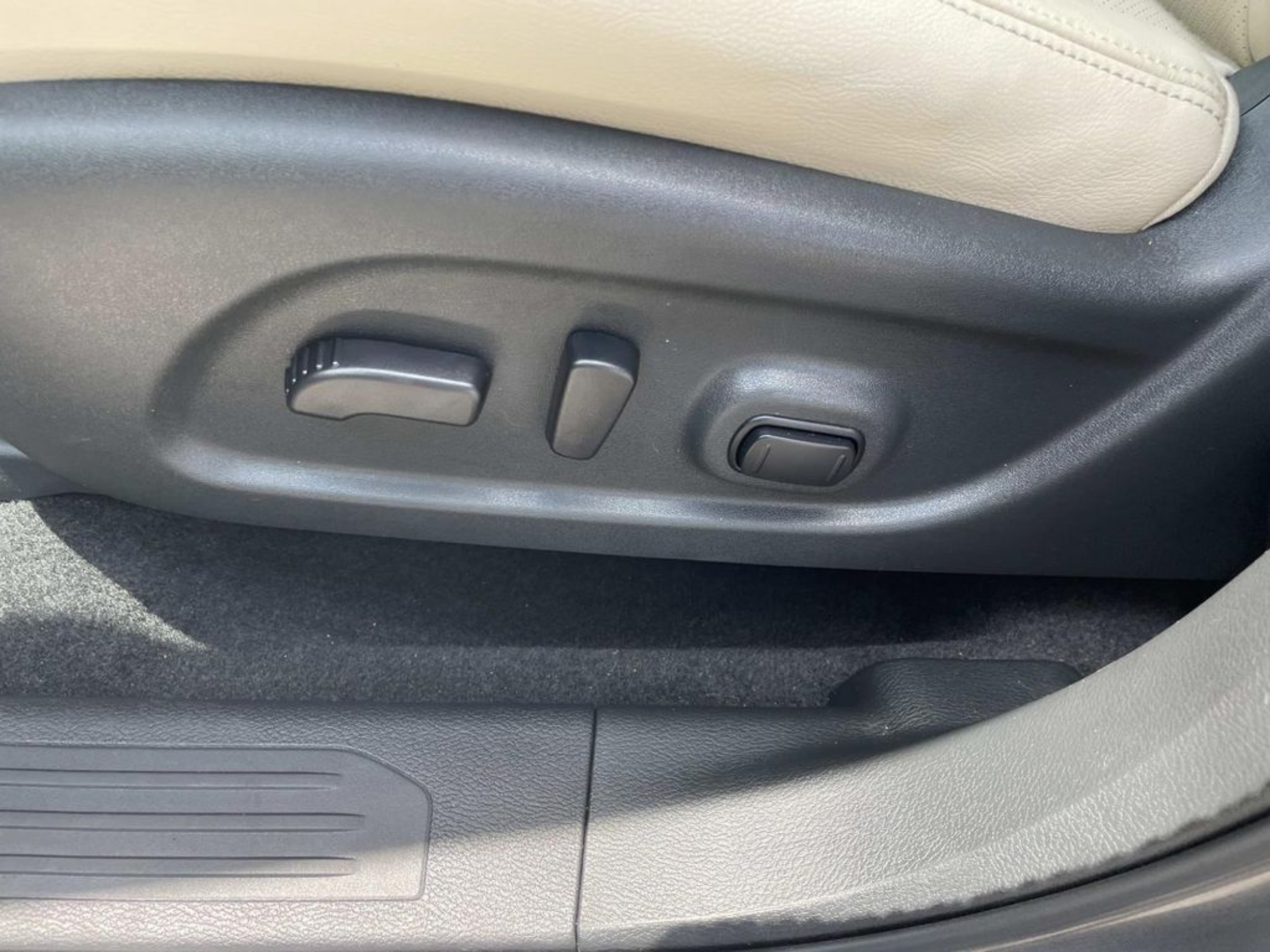 Used 2023 Nissan Murano SL FWD image 24