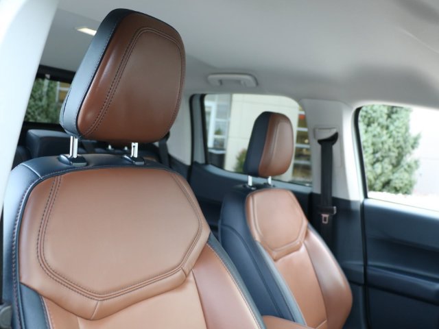 Used 2023 Ford Maverick Lariat w/ Lariat Luxury Package FWD image 10