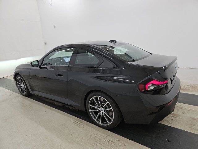 Certified 2025 BMW 230i Coupe RWD image 2
