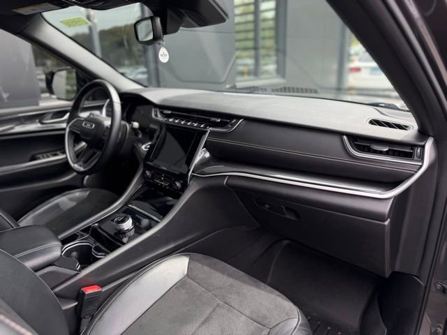 Used 2022 Jeep Grand Cherokee L Laredo AWD/4WD image 60