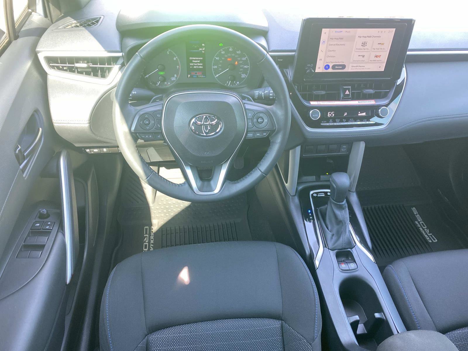 Used 2024 Toyota Corolla Cross SE image 19
