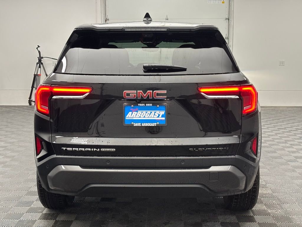 New 2026 GMC Terrain Elevation w/ Technology Package II image 8