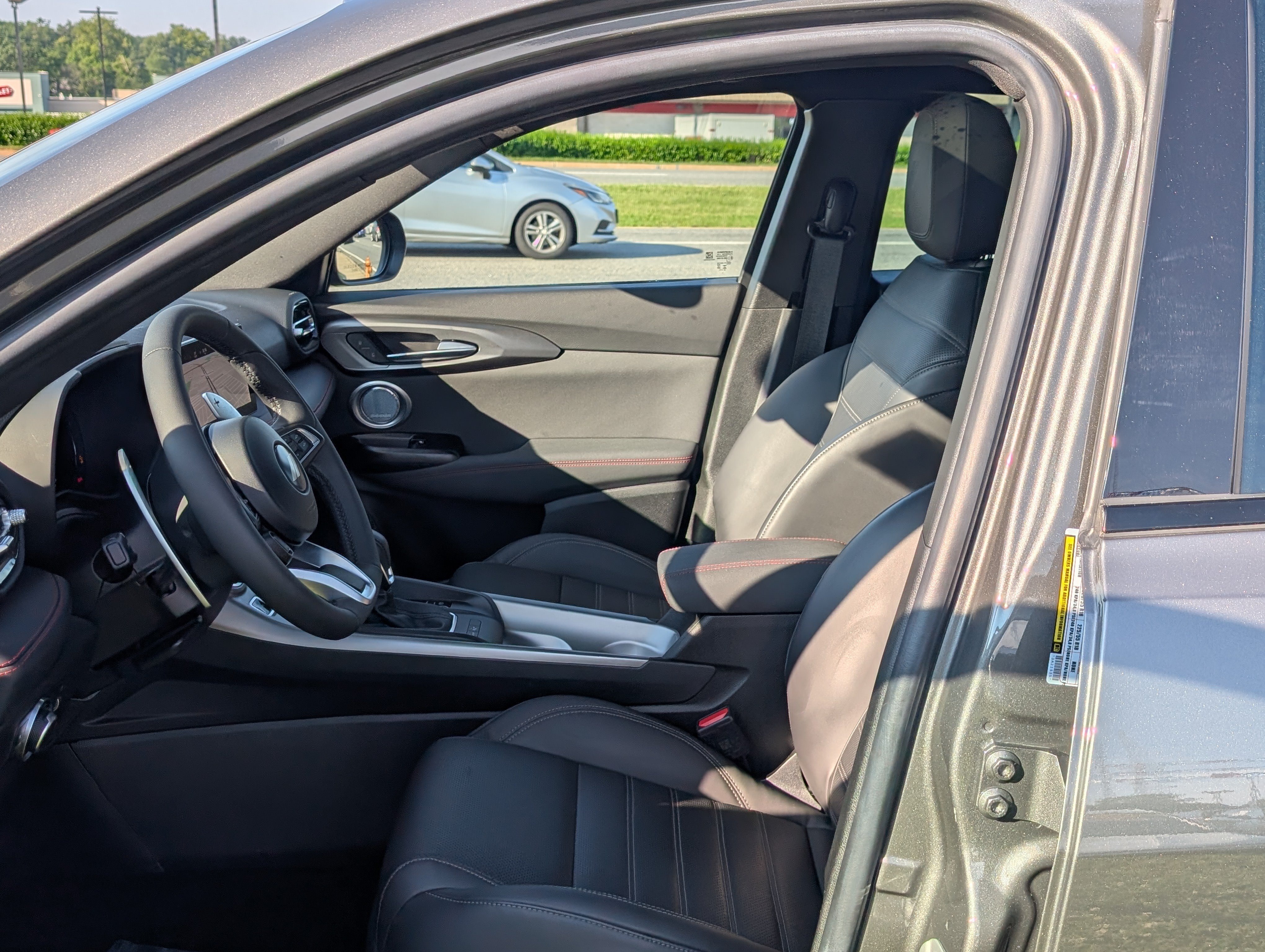 Used 2024 Dodge Hornet R/T Plus w/ R/T Blacktop Package AWD/4WD image 16