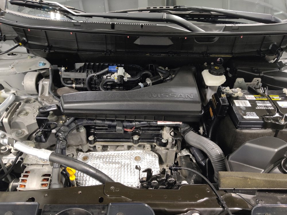 Used 2018 Nissan Rogue SV w/ Premium Package image 30