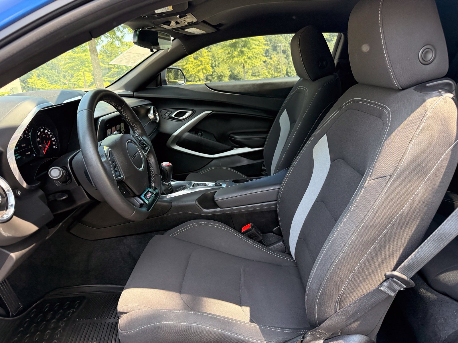 Used 2018 Chevrolet Camaro SS RWD image 33